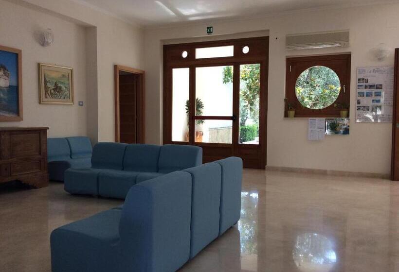 Отель La Rotonda