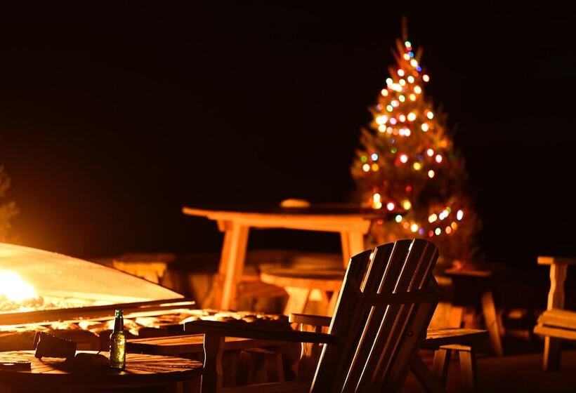 فندق Nauset Beach Inn