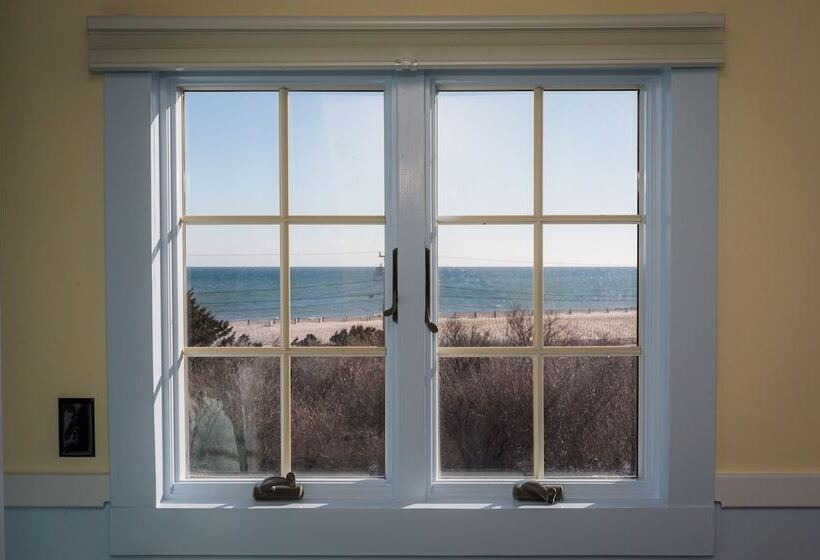 فندق Nauset Beach Inn