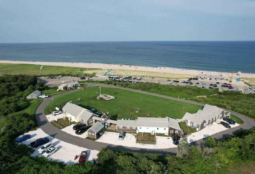 فندق Nauset Beach Inn