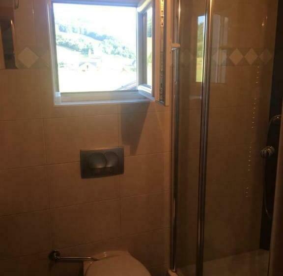 Omladinski Hotel Rostovo