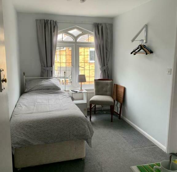 فندق The Red Lion Longwick, Princes Risborough Hp27 9sg