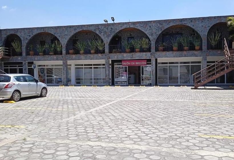 ホテル Vitorina Cholula