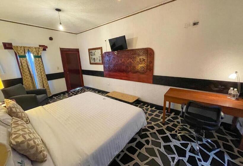 ホテル Vitorina Cholula