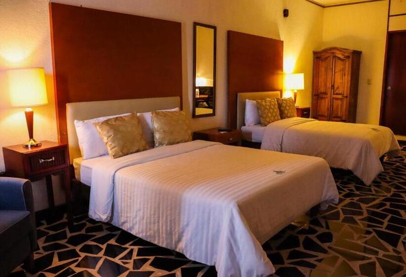 ホテル Vitorina Cholula