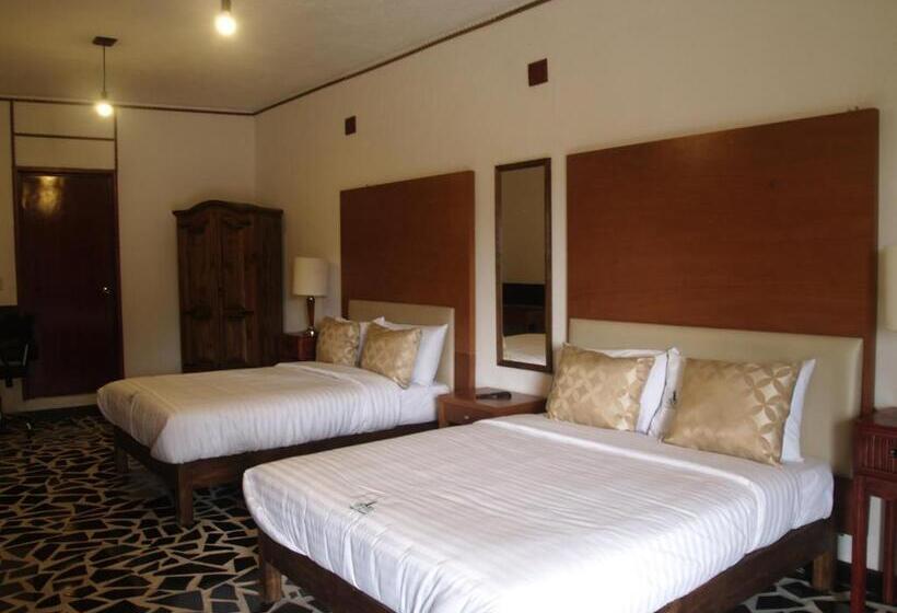 ホテル Vitorina Cholula