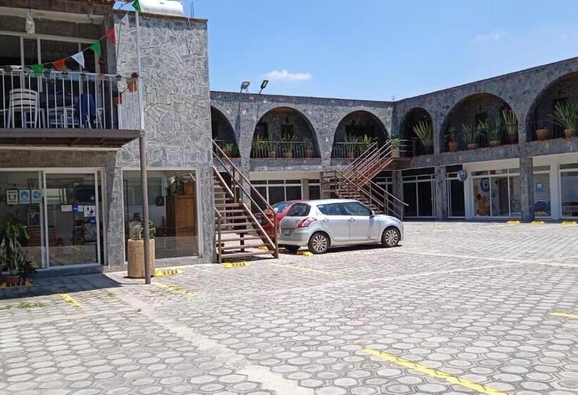 ホテル Vitorina Cholula