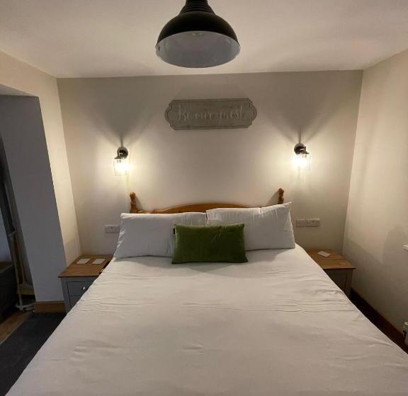 호스텔 Hq Pencadlys