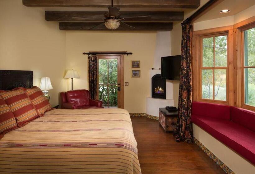 مبيت وإفطار Blue Lake Ranch