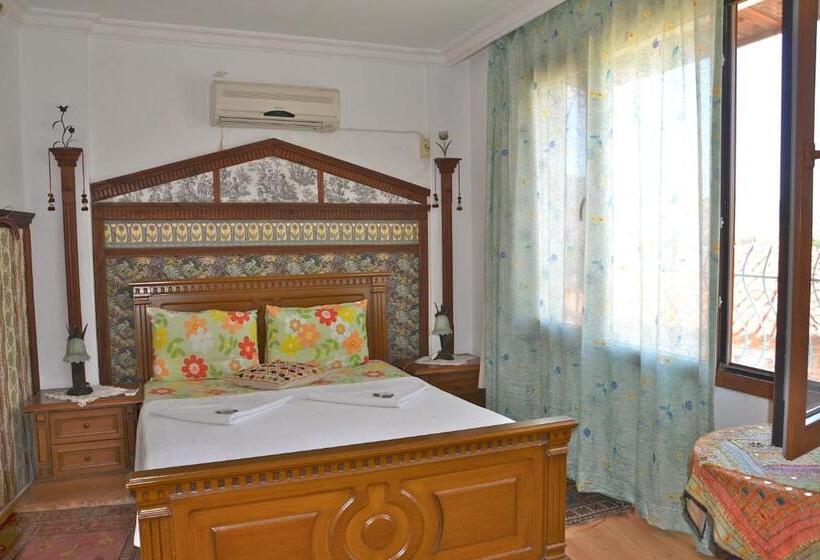 Homeros Pension & Guesthouse