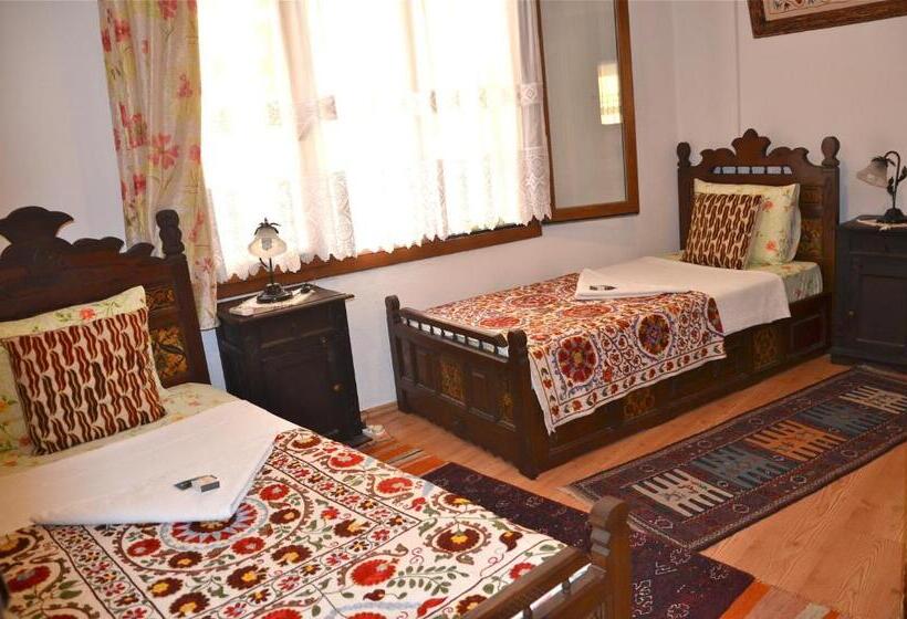 Homeros Pension & Guesthouse