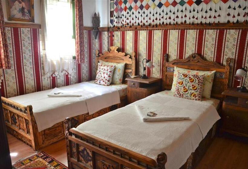 Homeros Pension & Guesthouse