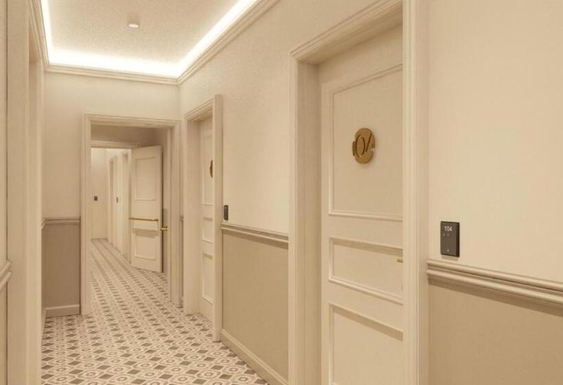 مسافرخانه Palazzo 42   Boutique Hotel & Suites