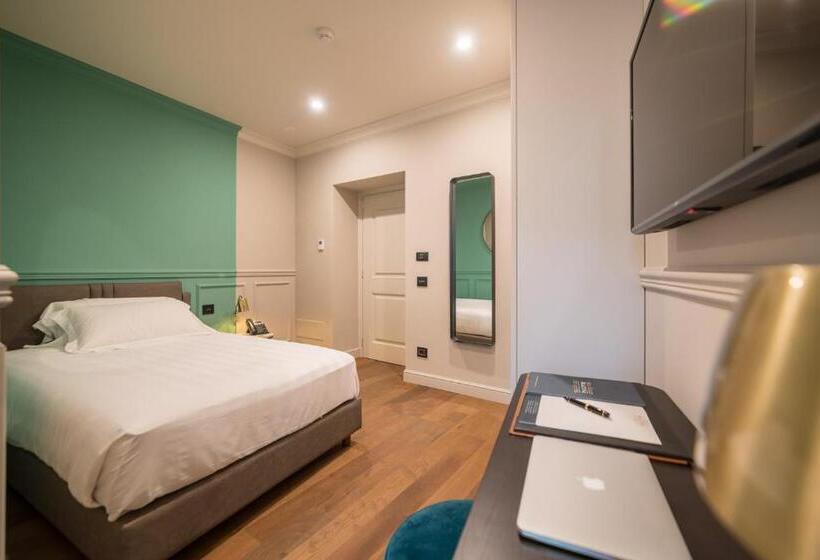 مسافرخانه Palazzo 42   Boutique Hotel & Suites