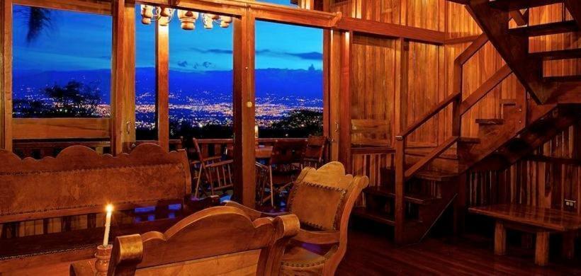 酒店 Costa Verde Inn