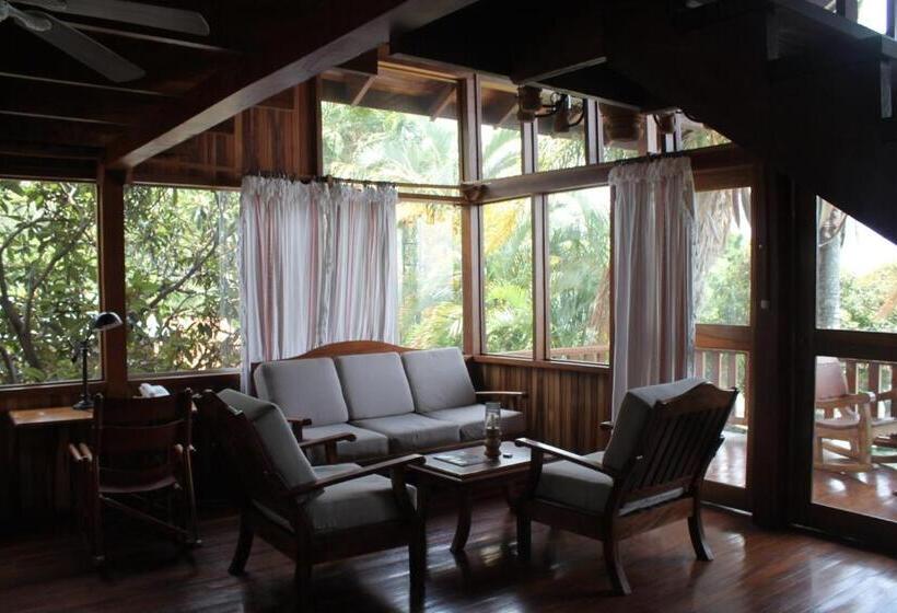 酒店 Costa Verde Inn