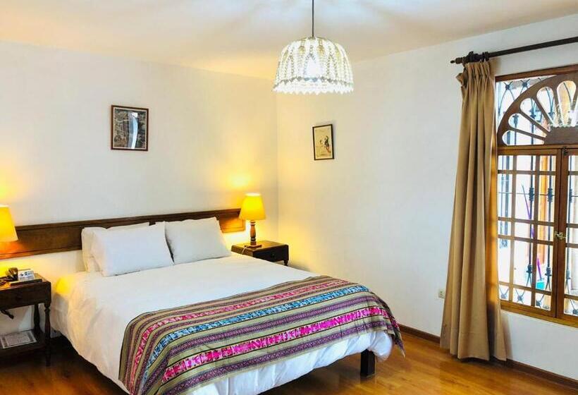 هتل El Patio De Monterrey