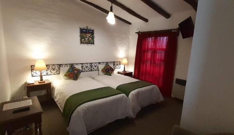 هتل El Patio De Monterrey