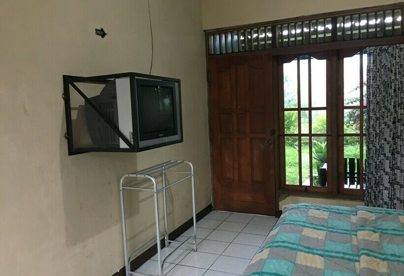 בית מלון כפרי Griya Loka Indah