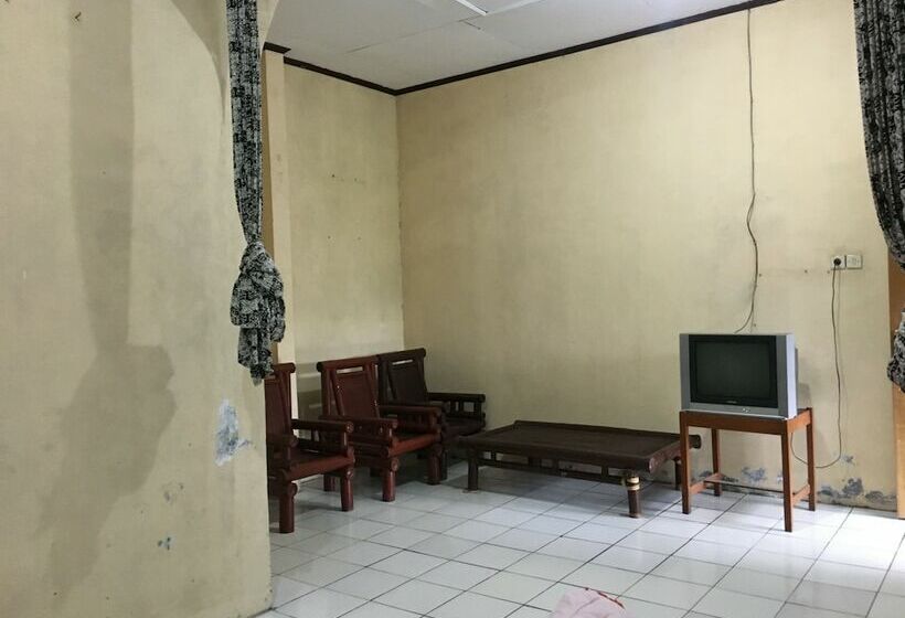 בית מלון כפרי Griya Loka Indah