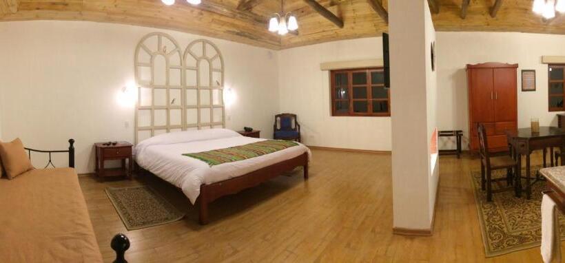 هتل Hacienda Hosteria Chorlavi