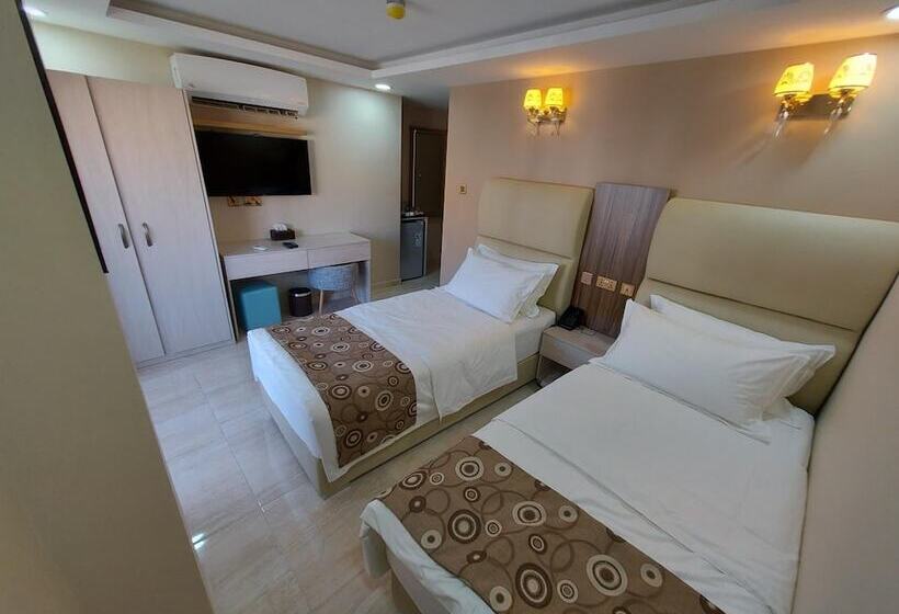 هتل Jordan Seasons