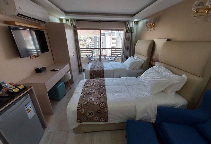 هتل Jordan Seasons