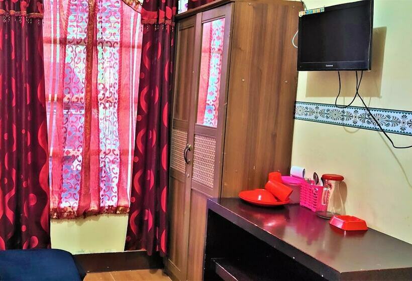 فندق Katawa Guest House Syariah