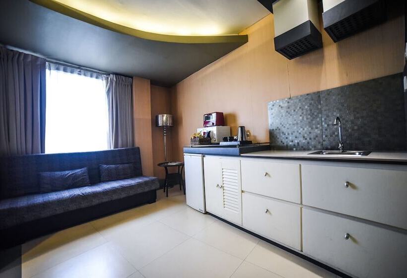 هتل Maria Eloisa Royal House