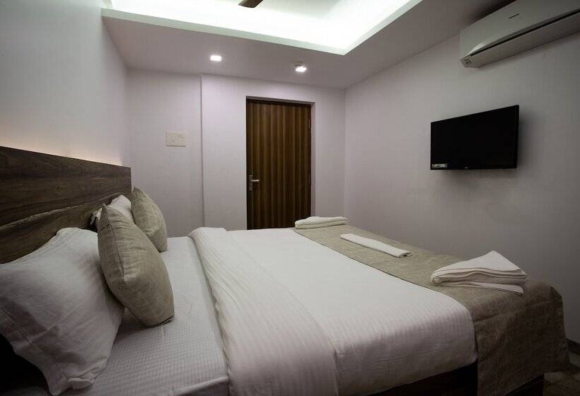 בית מלון כפרי Mayura Novacity Goa