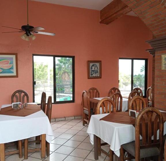 호텔 Parador Del Rey