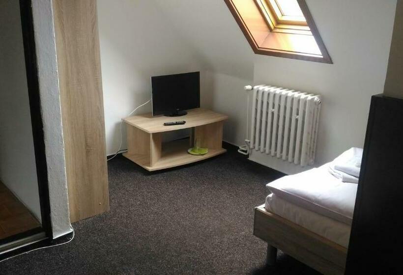 酒店 Penzion Marion