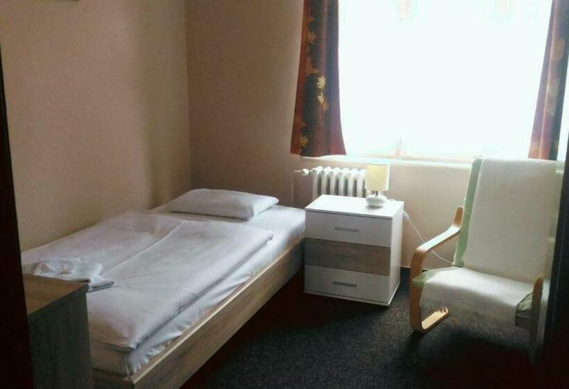 酒店 Penzion Marion