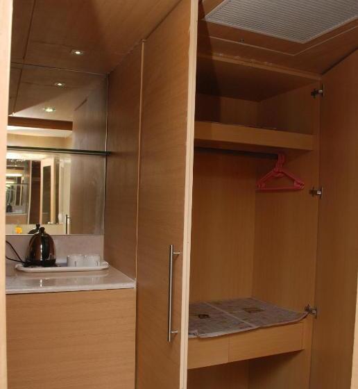 酒店 Pla Krishna Inn