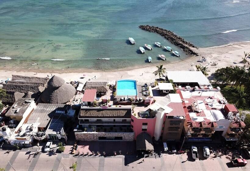 هتل Punta Mita Luxury Beachfront Condo