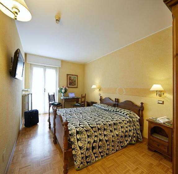 בית מלון כפרי Ristorante Da Politano