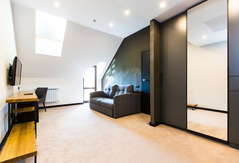 هتل Spa & Wellness Saint Charbel