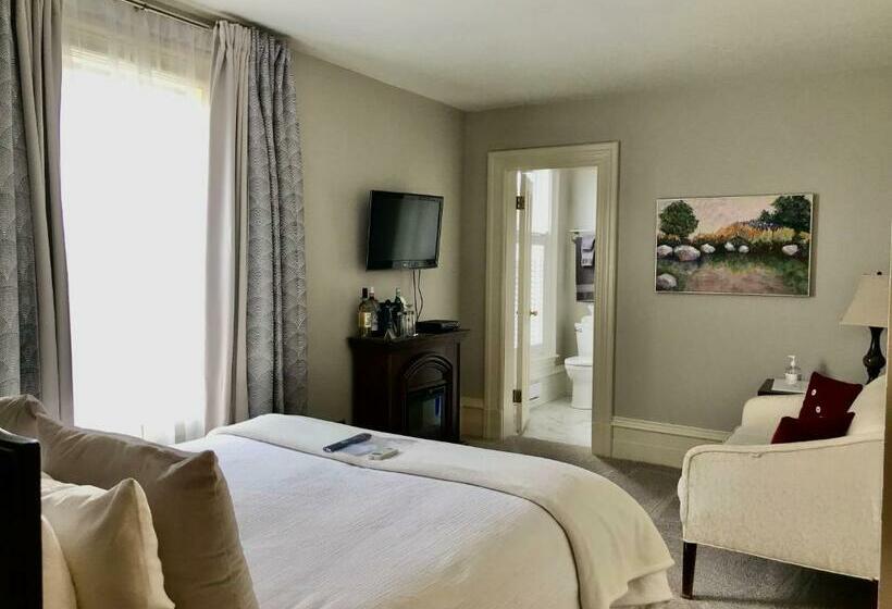 فندق Tattingstone Inn