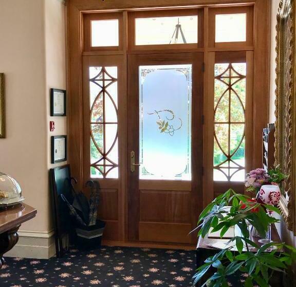 فندق Tattingstone Inn