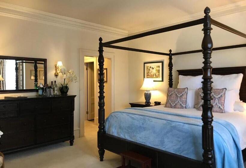 فندق Tattingstone Inn