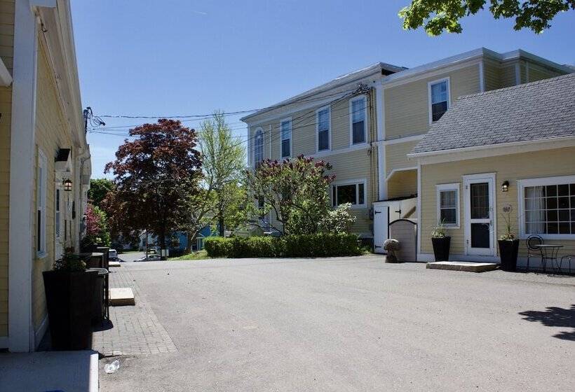 فندق Tattingstone Inn