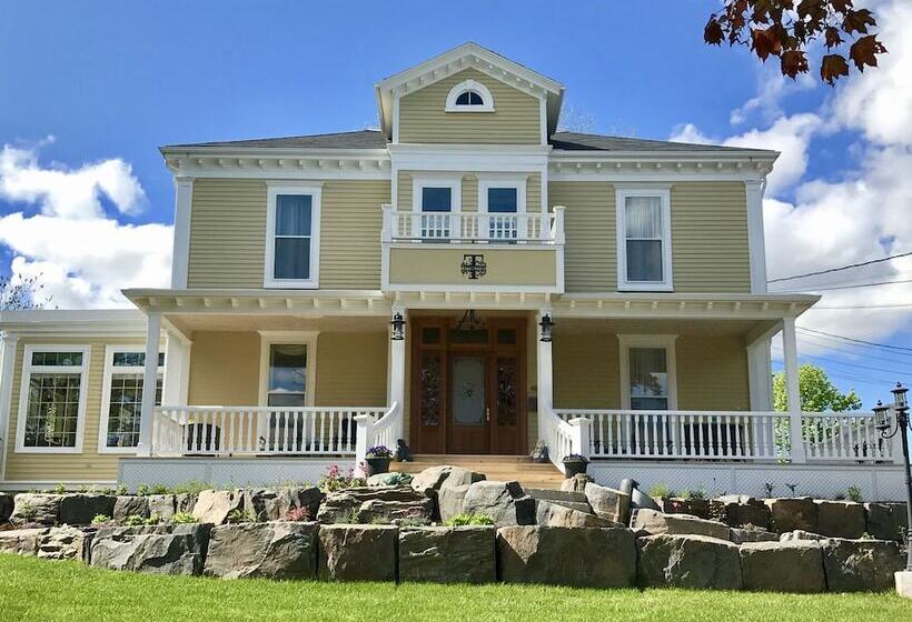 فندق Tattingstone Inn