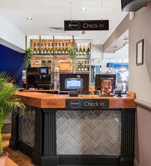 Отель The Red Lion By Innkeeper S Collection