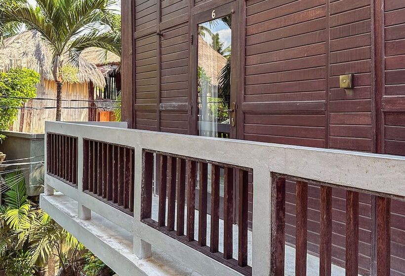 בית מלון כפרי The Village Of Angels