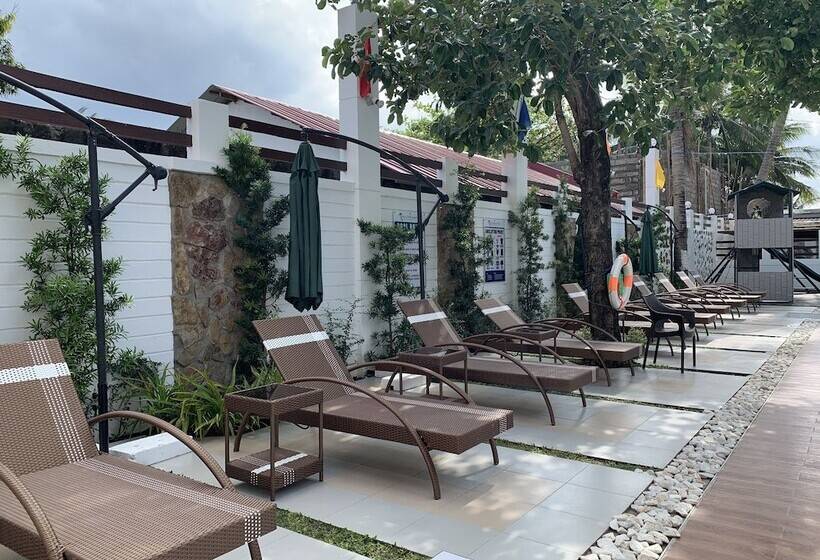 בית מלון כפרי Villa Mj Maristela Beach Resort