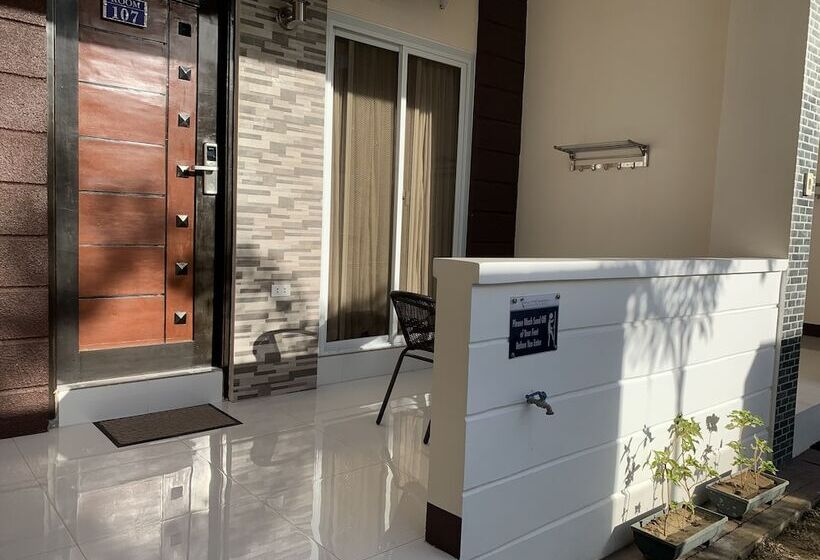 호텔 Villa Mj Maristela Beach Resort