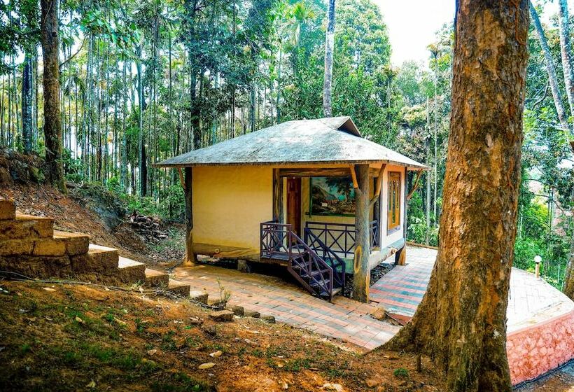 ホテル Vythiri Wild Forest Resort