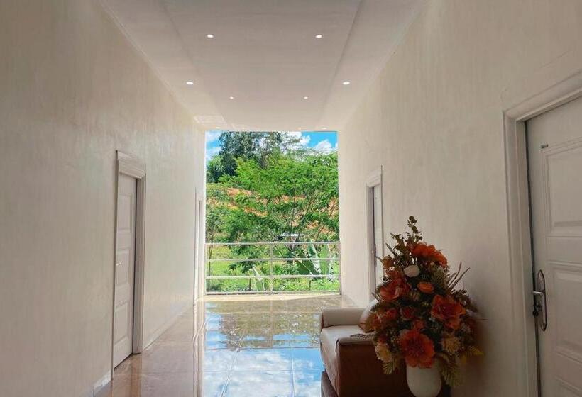 هتل Wisma Maestro Toraja Mitra Reddoorz