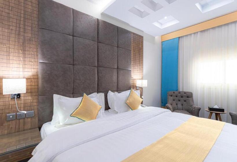 בית מלון כפרי Y Platinum