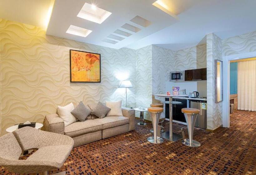 בית מלון כפרי Y Platinum